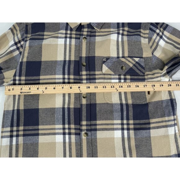 Legendary Whitetails Men’s Medium Buck Camp Flannel Shirt Relaxed Fit Plaid - Picture 13 of 15